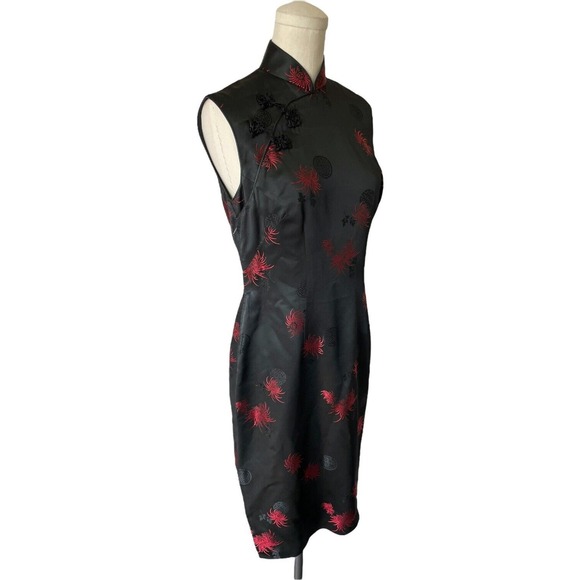 Vintage Dresses & Skirts - Vintage Silky Black and Red Asian Cheongsam Qipao Dress Symbol Floral Jacquard